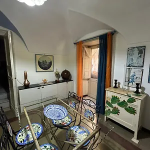 Oldtown Centro Storico Apartament Katania
